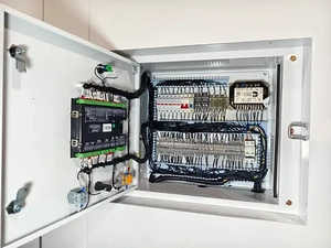 مولدات ديزل من 283 إلى 700 كيلو فولت أمبير تعمل بمحرك بيركنز أمريكي