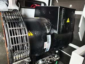 مولدات ديزل من 33 إلى 2500 كيلو فولت أمبير تعمل بمحرك بيركنز هندي